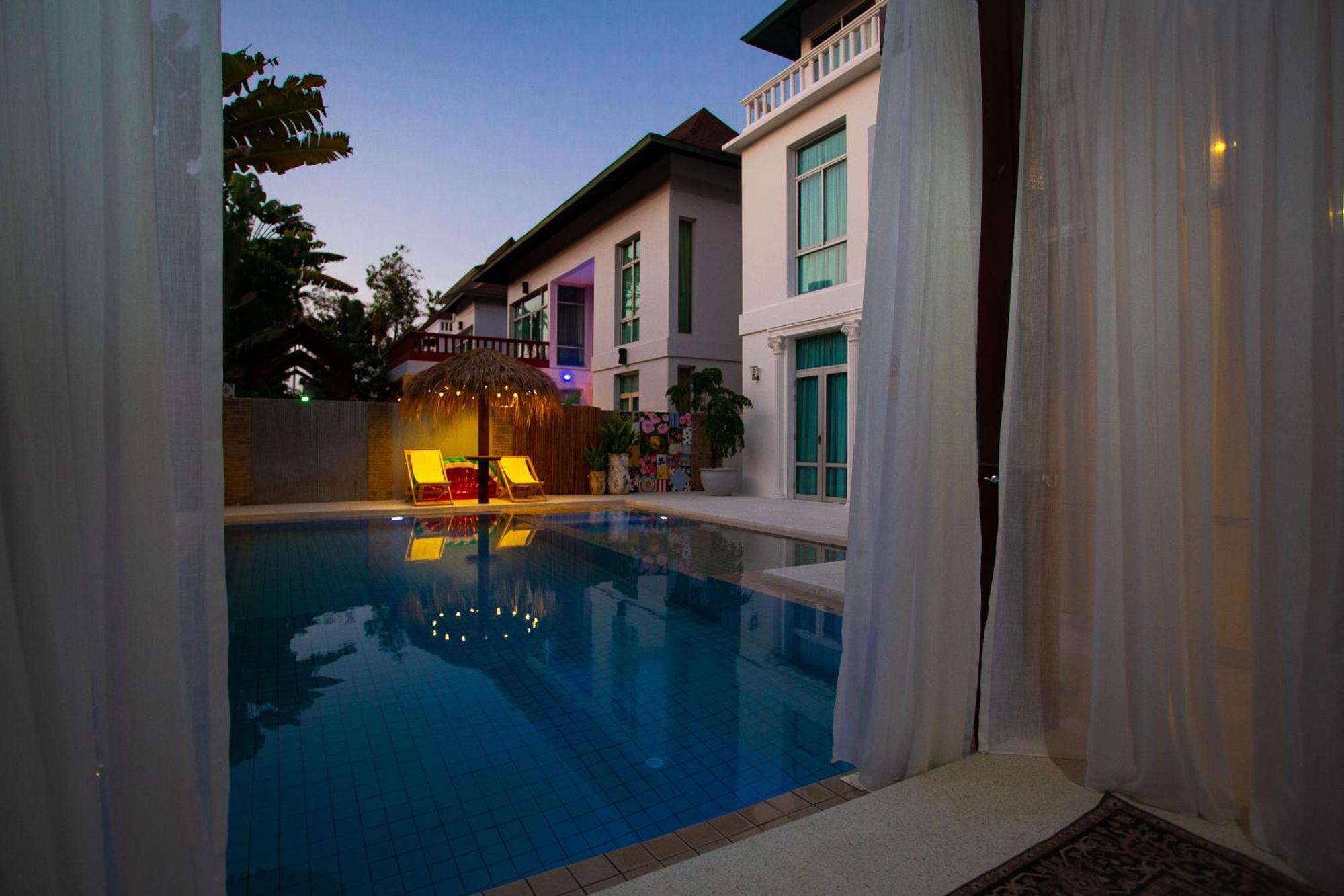 Nagawari Art Maldives Pattaya Villa Na Chom Thian Exterior photo